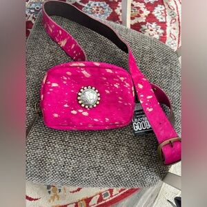 New Keep It Gypsy Paige crossbody bag ✨ 💞 🌵